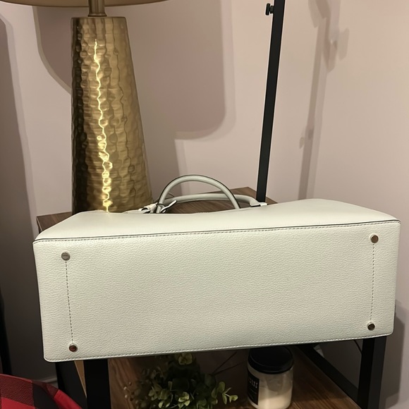 Kate Spade Large Tote $449 - Picture 8 of 8